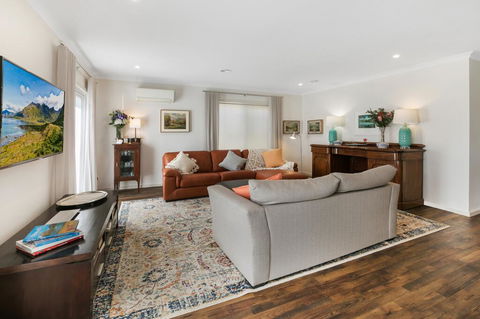 Modern Seaside Getaway Mornington - VIC Tourism 1
