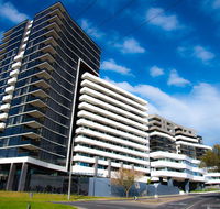 Modern Clean Luxury at the Right Price..... - VIC Tourism