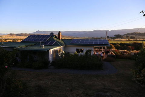 Mole Creek Cabins - VIC Tourism 2