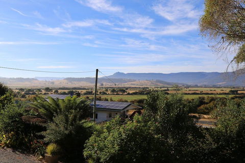 Mole Creek Cabins - VIC Tourism 1