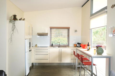 Moriarty Studio - Chic Couples Retreat - VIC Tourism 2