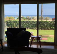 Mornington Beach Cottage