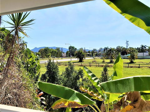 Motel Ingham - VIC Tourism 2
