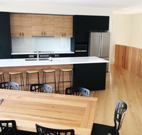 Mountain Mist Retreat - 6 Bedrooms - VIC Tourism