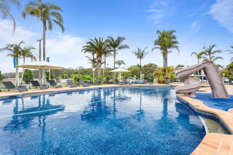 Mountain View Resort - VIC Tourism 0
