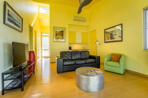 Mt Hay Retreat - VIC Tourism 2