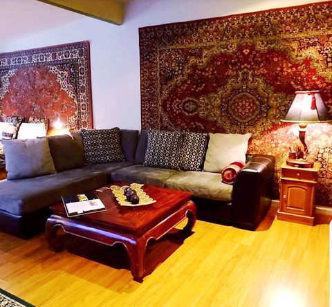 Mudstone Suites - VIC Tourism 1
