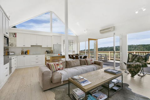 Nafplio Luxury Hideaway With Open Fireplace, On 3 Acre Vineyard, Water Views, Close To Wineries - VIC Tourism 2
