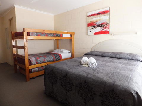 Nagambie Caravan Park & Motel - VIC Tourism 2