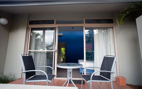 Nautilus Beachfront Villas & Spa - VIC Tourism 0