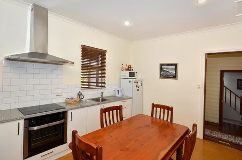Albany Beachside Accommodation - VIC Tourism 9