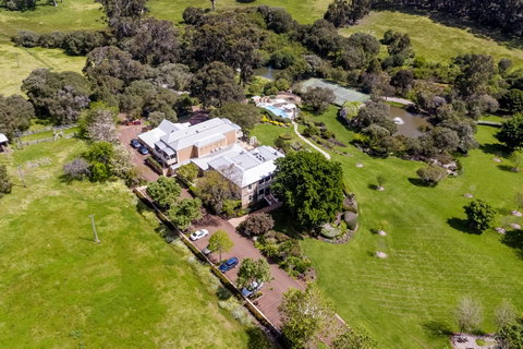 Grand Mercure Basildene Manor - VIC Tourism 14