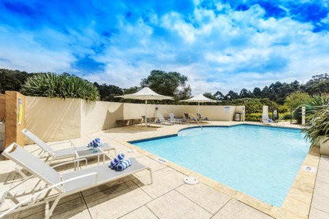 Grand Mercure Basildene Manor - VIC Tourism 4
