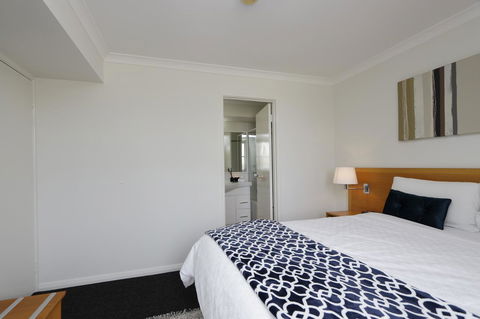 Hillarys Marina Apartment - VIC Tourism 26