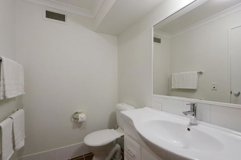 Hillarys Marina Apartment - VIC Tourism 27