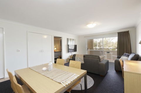 Hillarys Marina Apartment - VIC Tourism 9