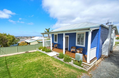 Jeffries Cottage - VIC Tourism 1