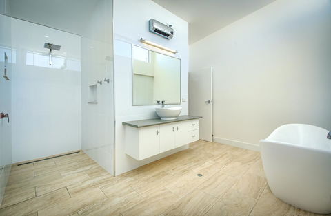 Jeffries Cottage - VIC Tourism 24