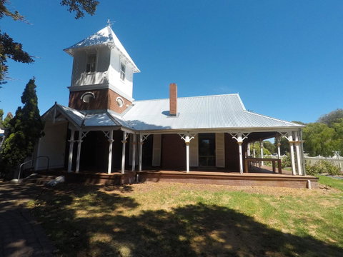 Busselton Ithaca Motel - VIC Tourism 4