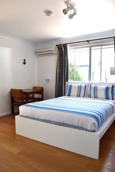 Busselton Ithaca Motel - VIC Tourism 2