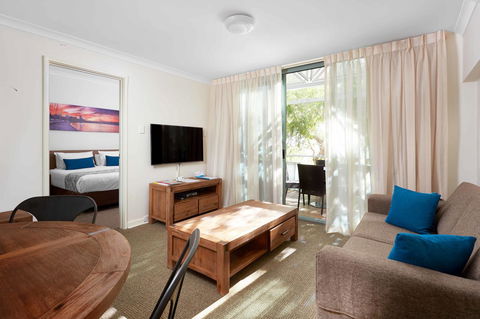 Broadwater Resort Como - VIC Tourism 15