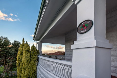 Serpentine Rose - VIC Tourism 0