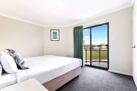 Quality Resort Sorrento Beach - VIC Tourism 37