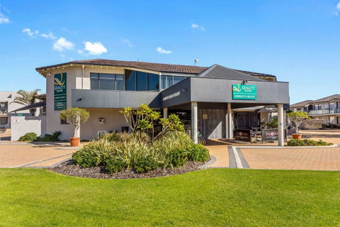 Quality Resort Sorrento Beach - VIC Tourism 12