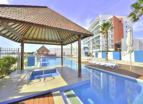 Nautica Residences Mandurah - VIC Tourism 14