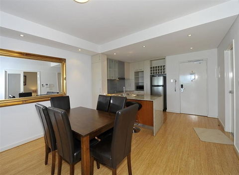 Nautica Residences Mandurah - VIC Tourism 12