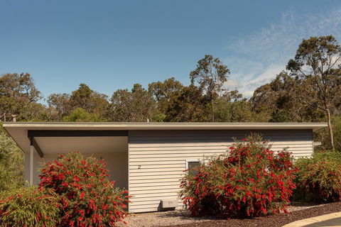 Cape Villas Dunsborough Unit 2 - VIC Tourism 24