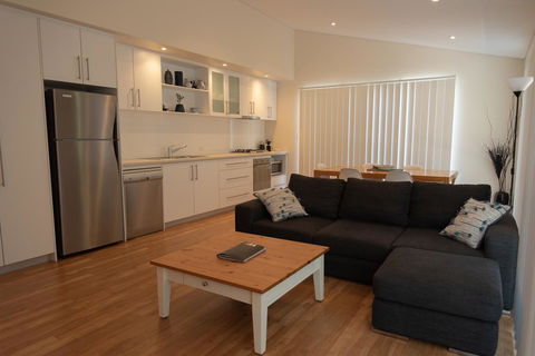 Cape Villas Dunsborough Unit 2 - VIC Tourism 0