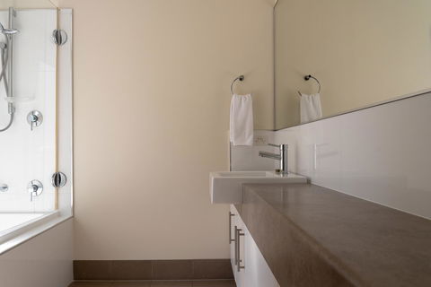 Cape Villas Dunsborough Unit 2 - VIC Tourism 10