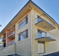 Eagles Nest Holiday - VIC Tourism