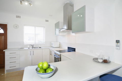 Summer Breeze - Holiday Or Business Apartment - VIC Tourism 4