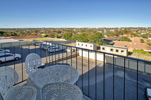 Summer Breeze - Holiday Or Business Apartment - VIC Tourism 8