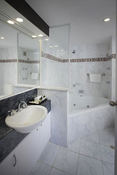 Pagoda Resort & Spa - VIC Tourism 33