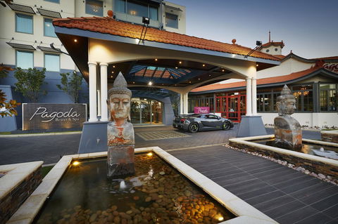 Pagoda Resort & Spa - VIC Tourism 11
