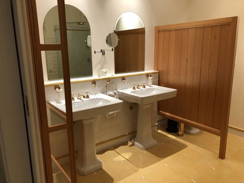 Caves Road Guest Houses - VIC Tourism 5