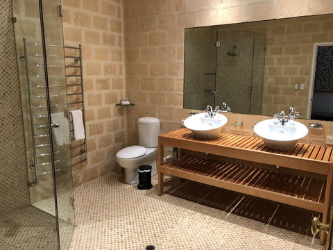 Caves Road Guest Houses - VIC Tourism 17