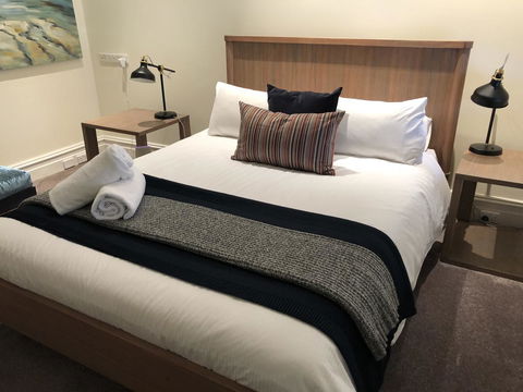 Caves Road Guest Houses - VIC Tourism 6