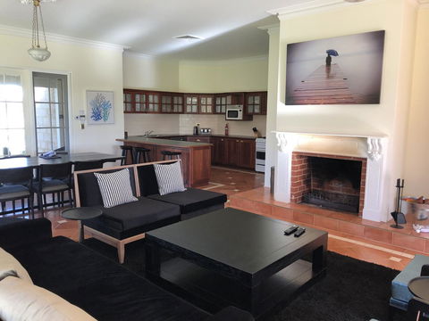 Caves Road Guest Houses - VIC Tourism 8