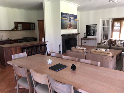 Caves Road Guest Houses - VIC Tourism 15