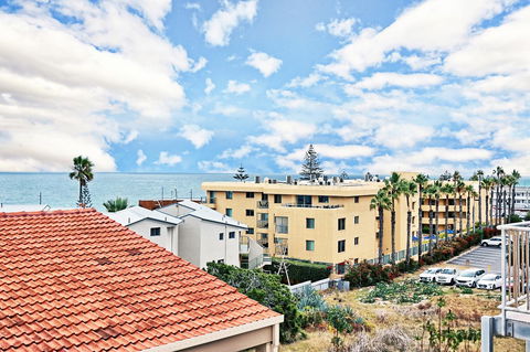 West Beach Lagoon 114 â€“ Ocean Views - VIC Tourism 24