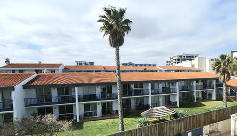 West Beach Lagoon 114 â€“ Ocean Views - VIC Tourism 13