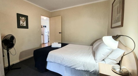 West Beach Lagoon 208 â€“ Great Value! - VIC Tourism 3