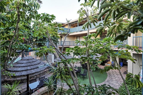 West Beach Lagoon 208 â€“ Great Value! - VIC Tourism 24