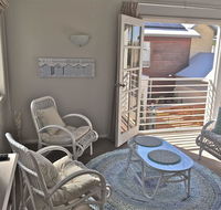Fremantle Local Beach Studio - VIC Tourism