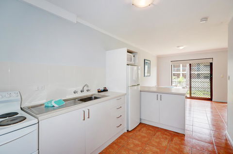 West Beach Lagoon 204 â€“ Ground Floor - VIC Tourism 6