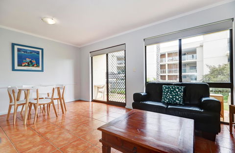 West Beach Lagoon 204 â€“ Ground Floor - VIC Tourism 10